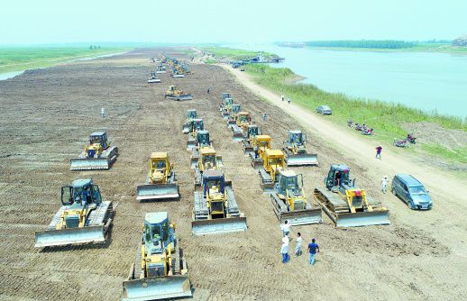 沅江市漉湖芦苇场下塞湖矮围全部拆除