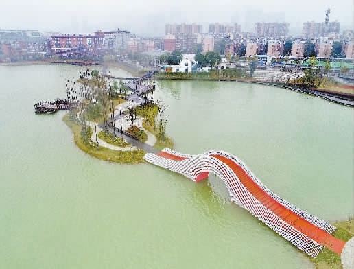 12月7日,长沙市岳麓区,风景如画的后湖. 湖南日报记者 童迪 摄